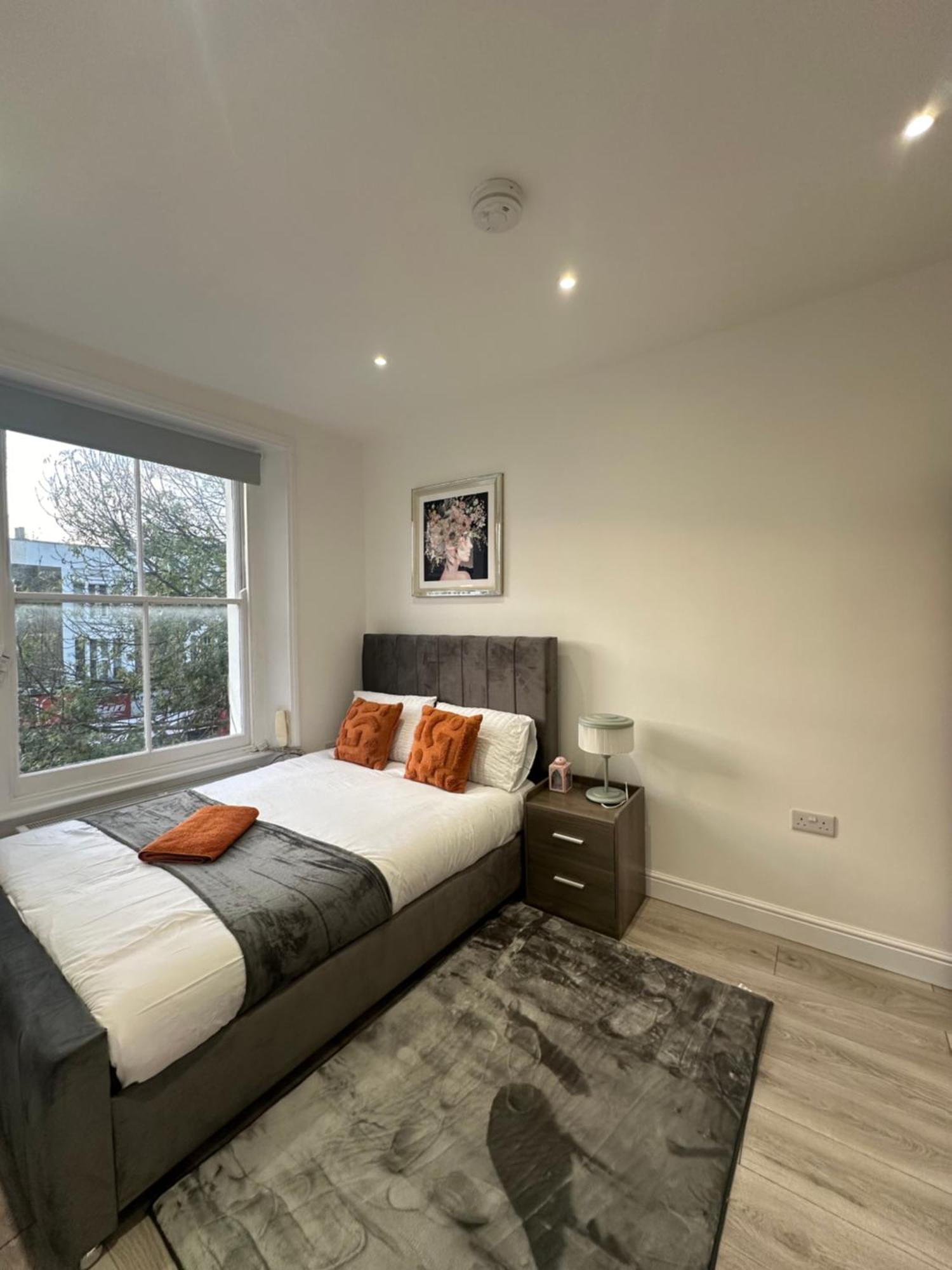 Apartment Stunning Newly Refurbished 1 Bed In Kings Cross, St Pancras!320 *